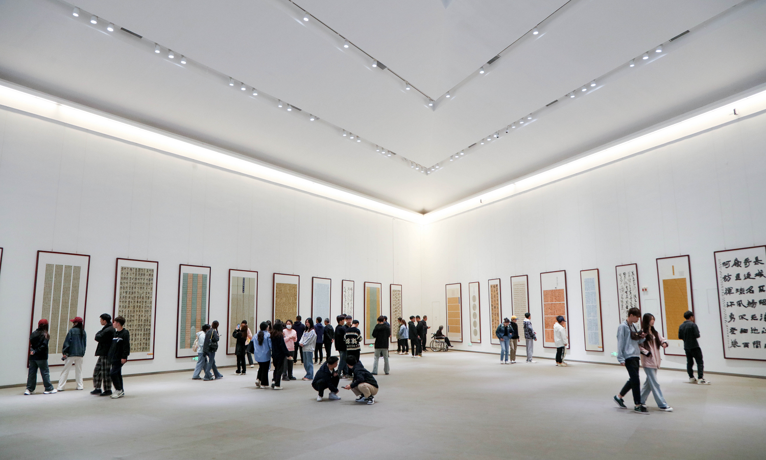 山西大同大学美术学院2024届毕业作品展开幕式在大同市美术馆成功举办