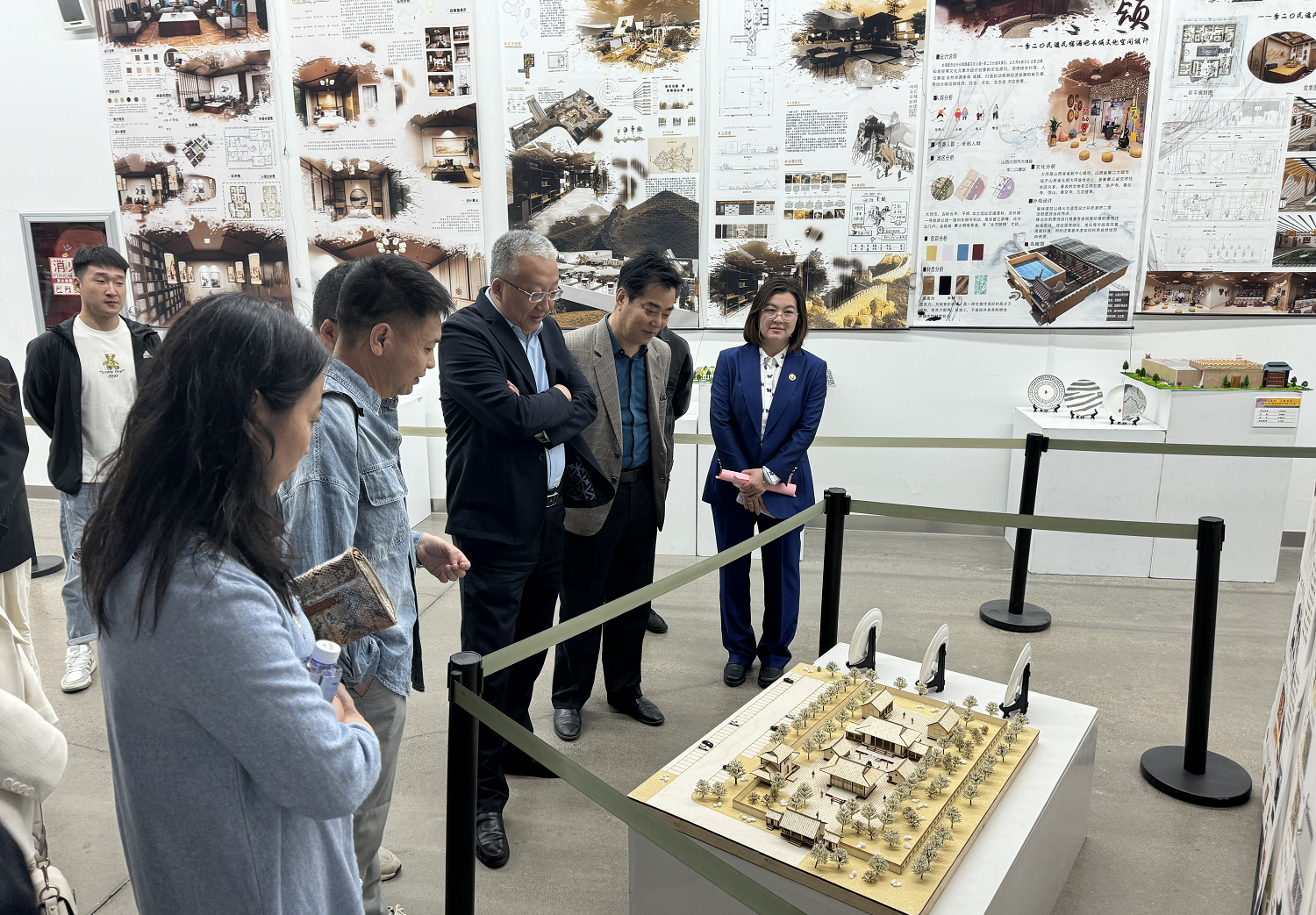 山西大同大学美术学院2024届毕业作品展开幕式在大同市美术馆成功举办
