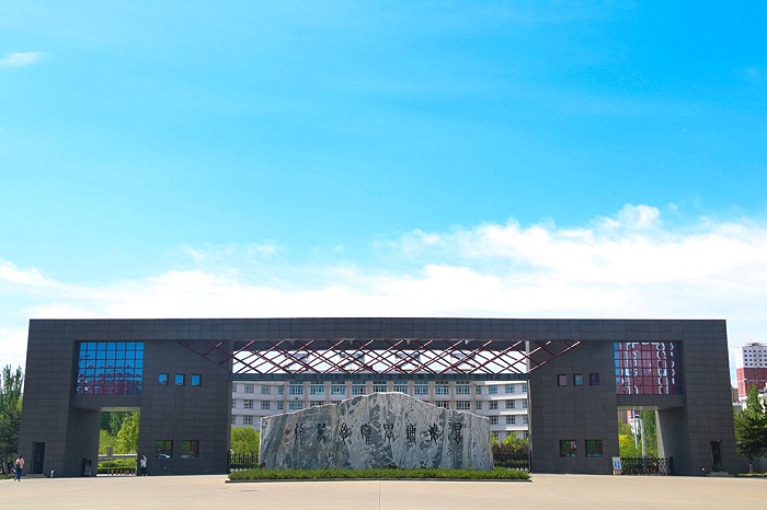 特别推出:“坚定文化自信凝聚发展力量”同大文化建设大型系列报道之七:校训是一面旗